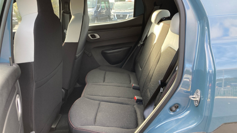 Dacia Spring 27kWh Expression 65 48kW 5dr Auto Electric Hatchback